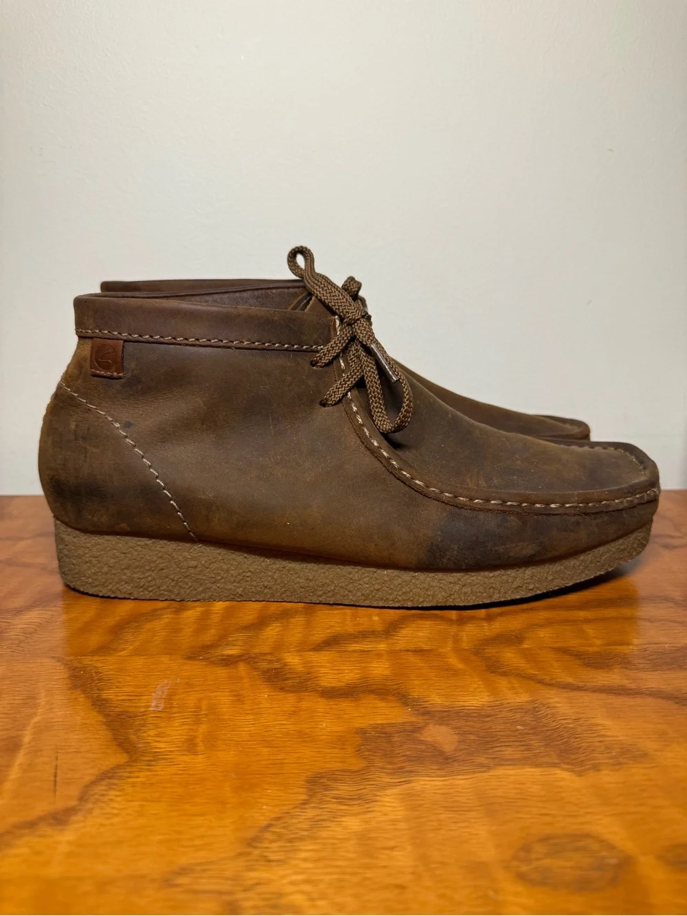 Clarks Wallabee Boot — Brown Leather (Collection / Extreme Comfort) Size 10